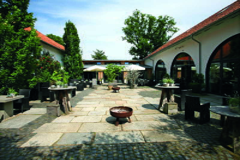Hotel Gut בארדנהאגן מראה חיצוני תמונה